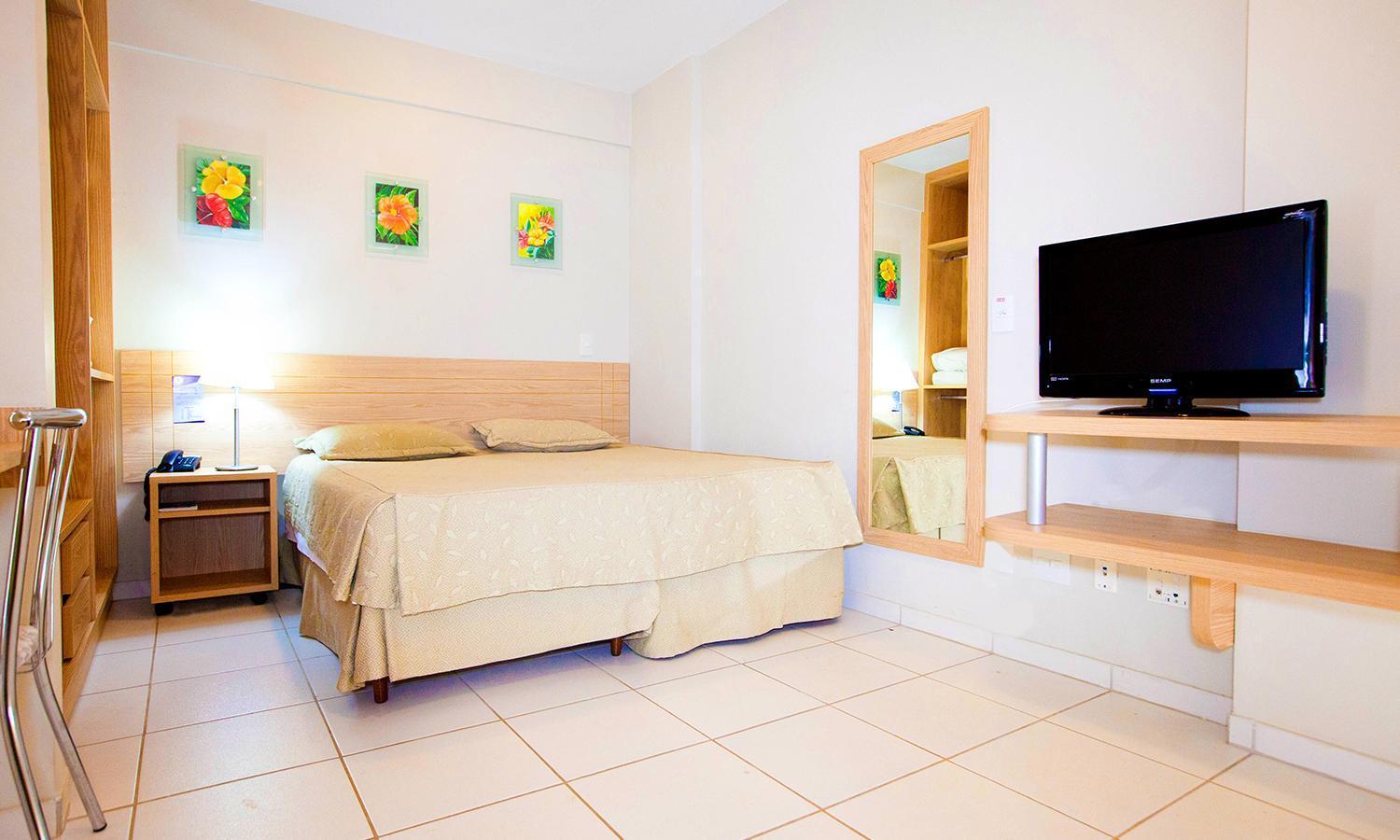 Flat - Golden Dolphin Express Hotel 4*